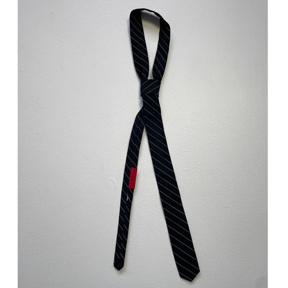 Vintage 90's TRIPP NYC Black Pin Striped Skinny Tie / Emo Hardcore Grunge Goth - Picture 1 of 5